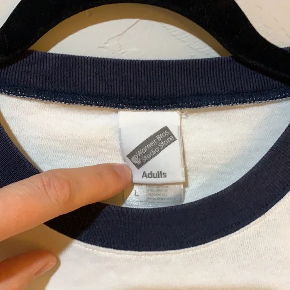 Warner Bros Tasmanian Devil and Bugs Bunny Baseball T shirt - Picture 4 of 5